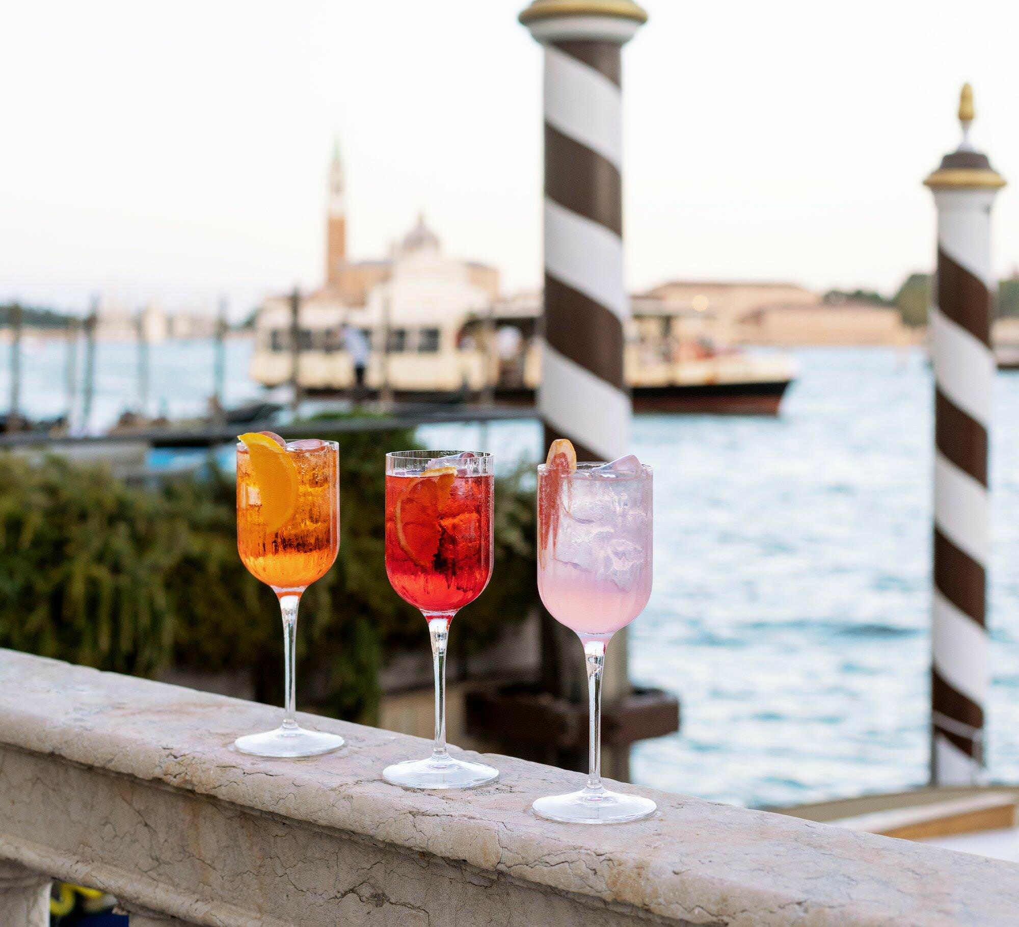 Spritz Cocktail Recipes for Summer Weddings
