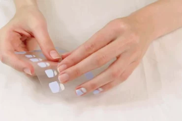 Stick-On Nails Get a Glow Up with ManiMe's Custom Gel Collection